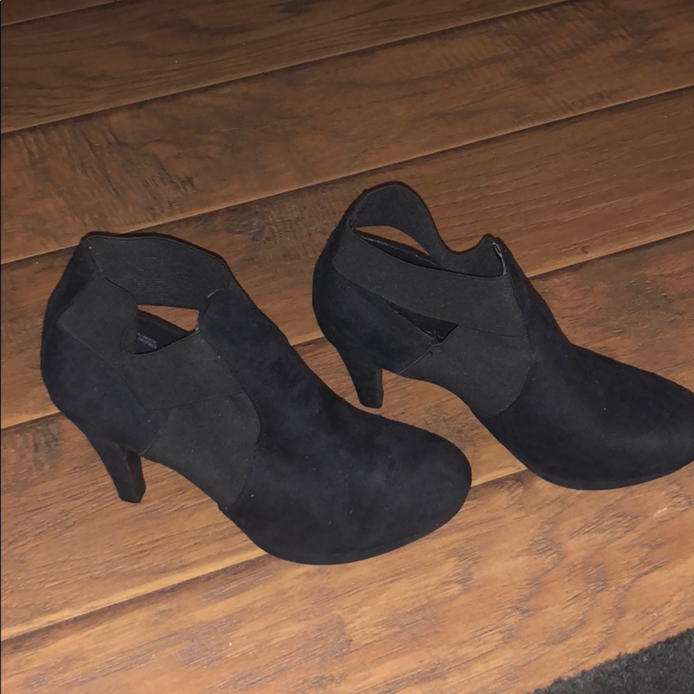 Madden Girl black suede platform shoes